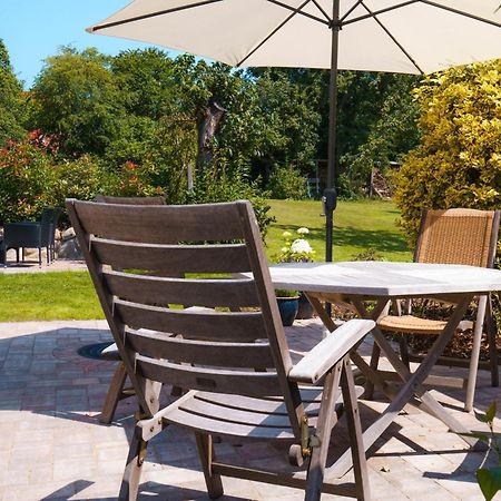 Ferienhaus Seeschwalbe mit großem Garten Eckernförde Exterior foto